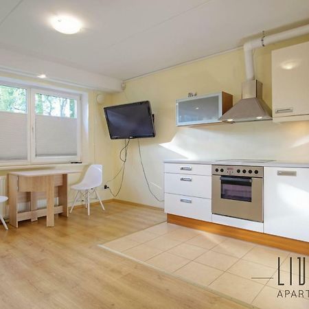 Sunny Studio With Parking, Self-Check-In & Wi-Fi Tallinn Eksteriør bilde