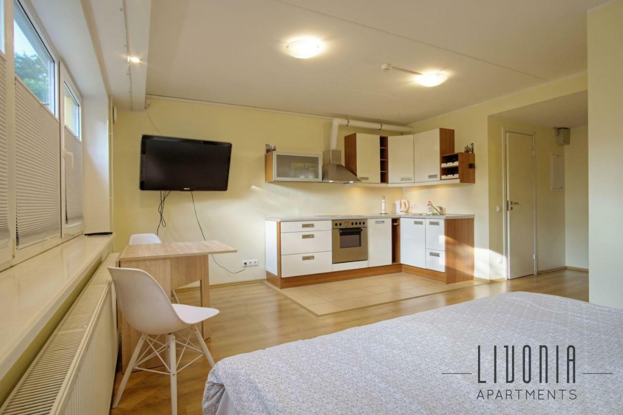Sunny Studio With Parking, Self-Check-In & Wi-Fi Tallinn Eksteriør bilde